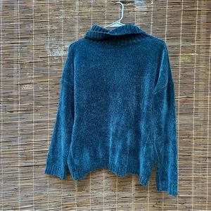 Cowl sweater